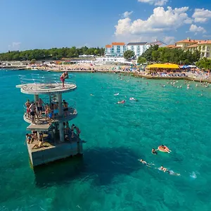 https://apartments-simic-novi-vinodolski.primorje-gorskikotar.com