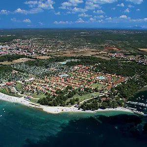 https://victoria-mobilehome-bi-village.pula-hotels.org