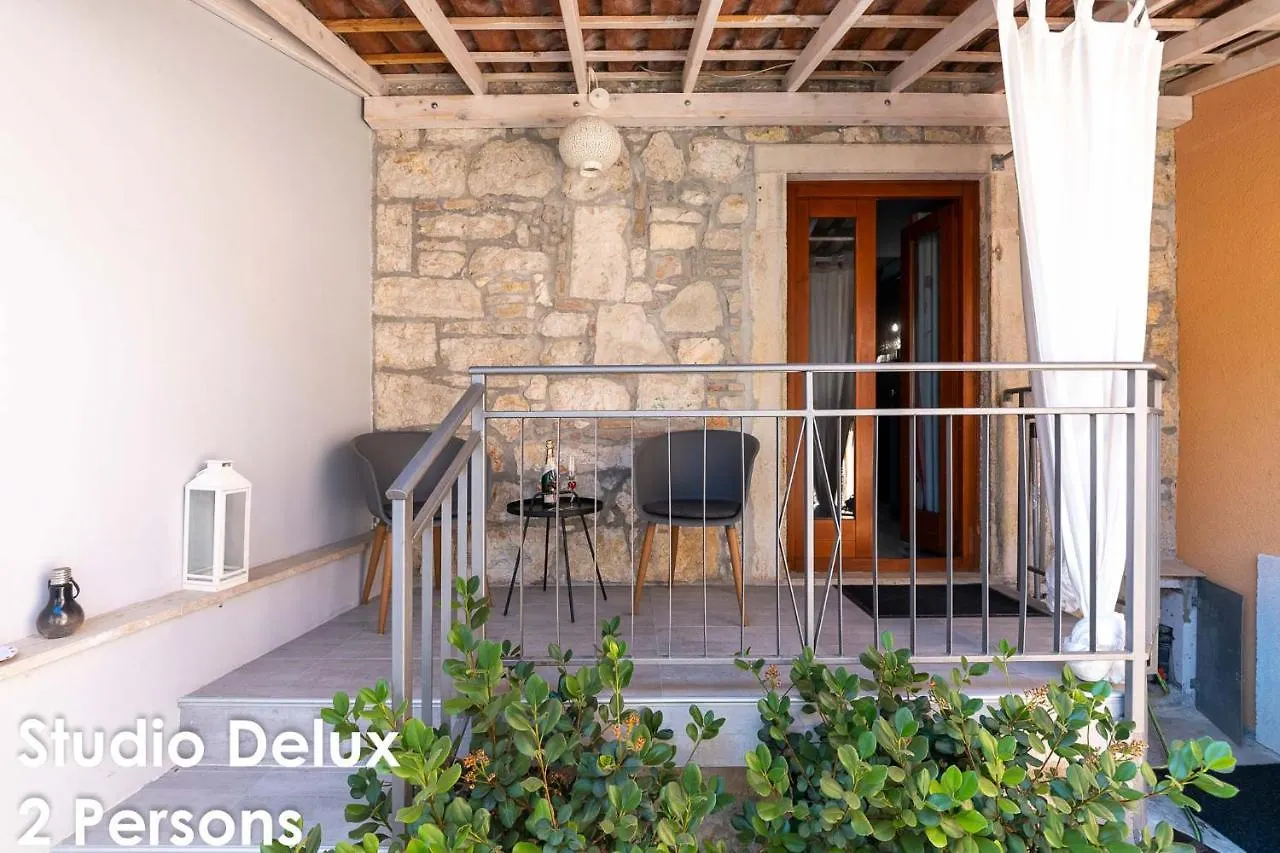 Glamour Apartments Vrsar 0*,